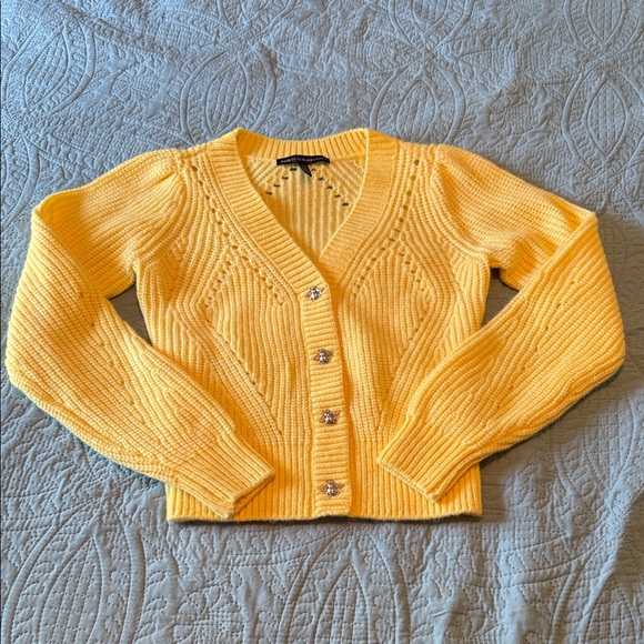 White House Black Market Yellow Cardigan Sweater With Bee Buttons Size XS - Picture 1 of 6